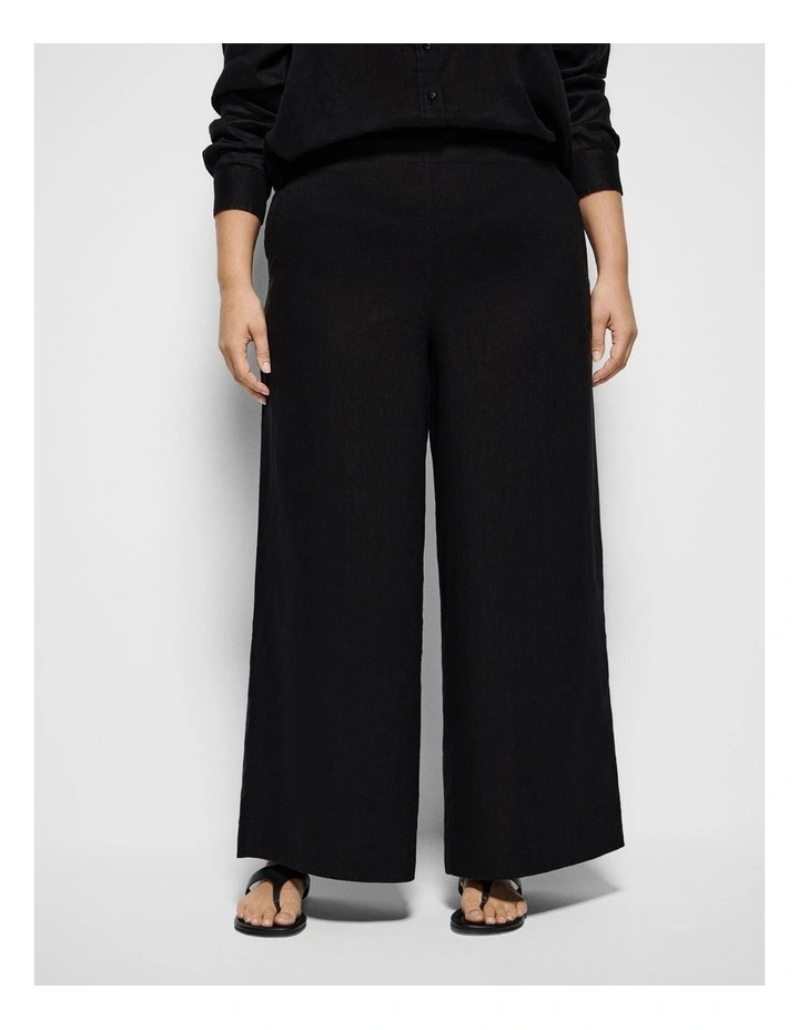 Linen Pant in Black image 4