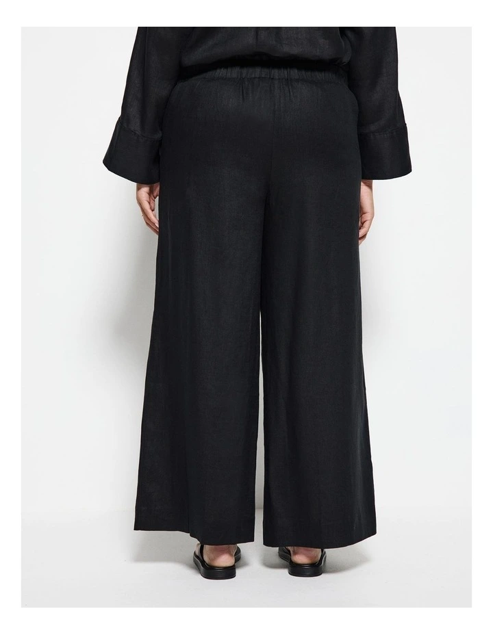 Linen Pant in Black image 4