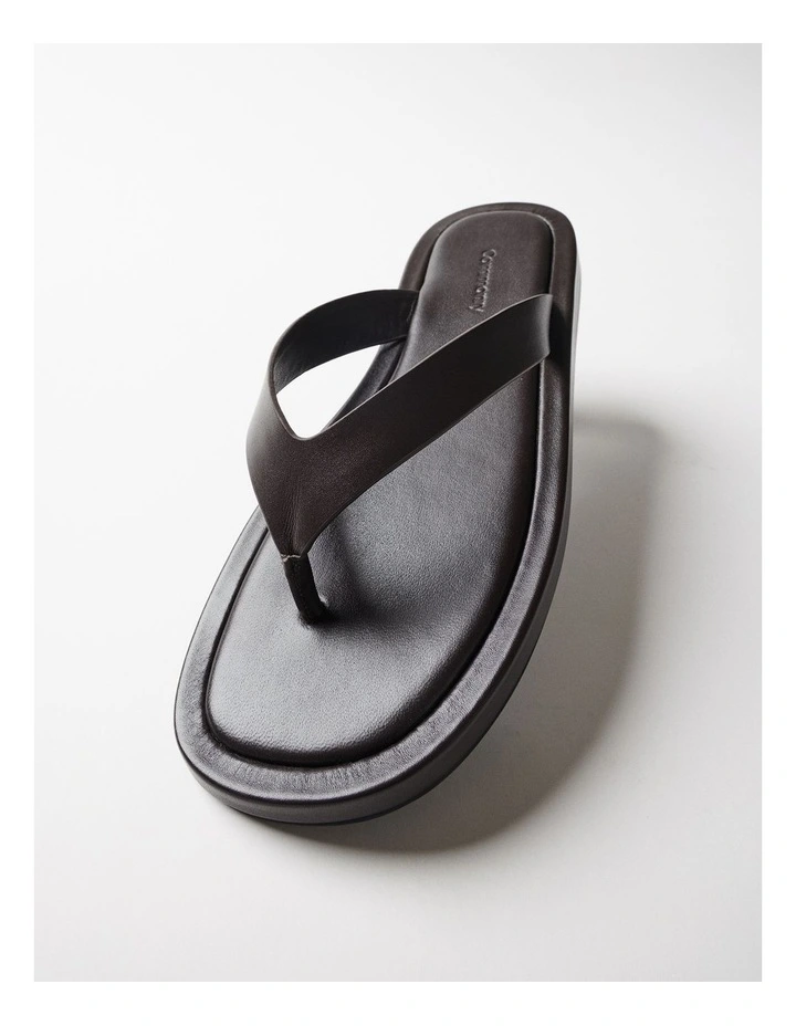 Lucia Leather Thong in Chocolate image 5