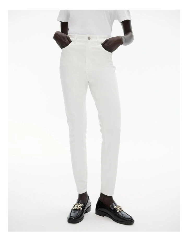 7/8 Skinny Jean in Parchment image 2