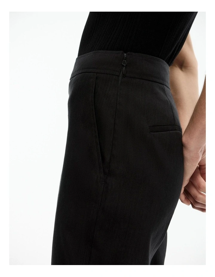 Stretch Linen Blend Crop Pant in Black image 3