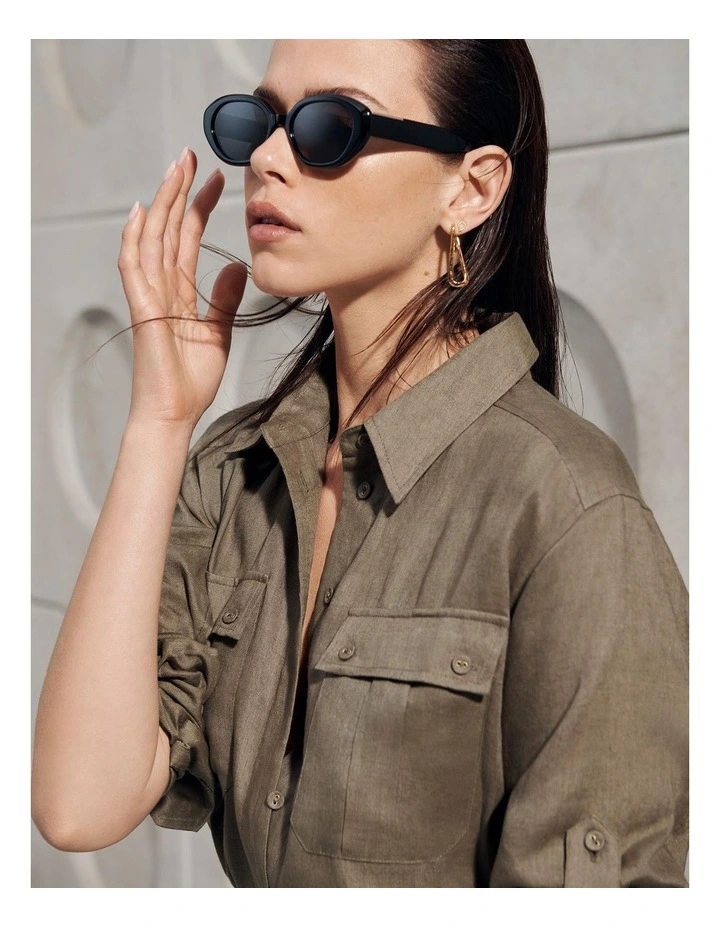 French Linen Pocket Detail Shirt in Washed Green image 7