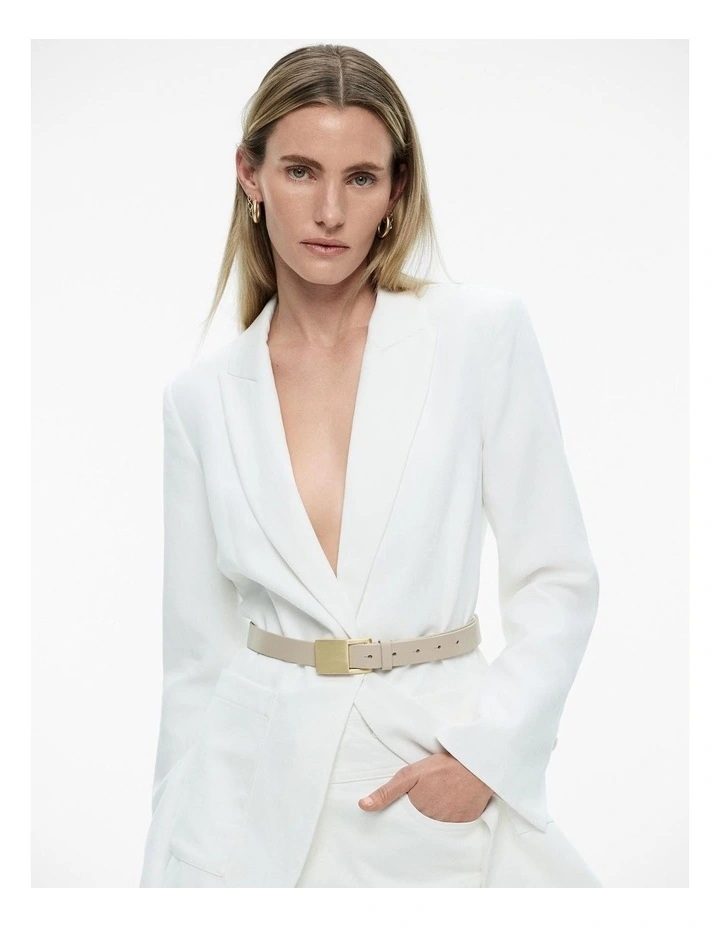 Solid Buckle Belt in Husk image 2