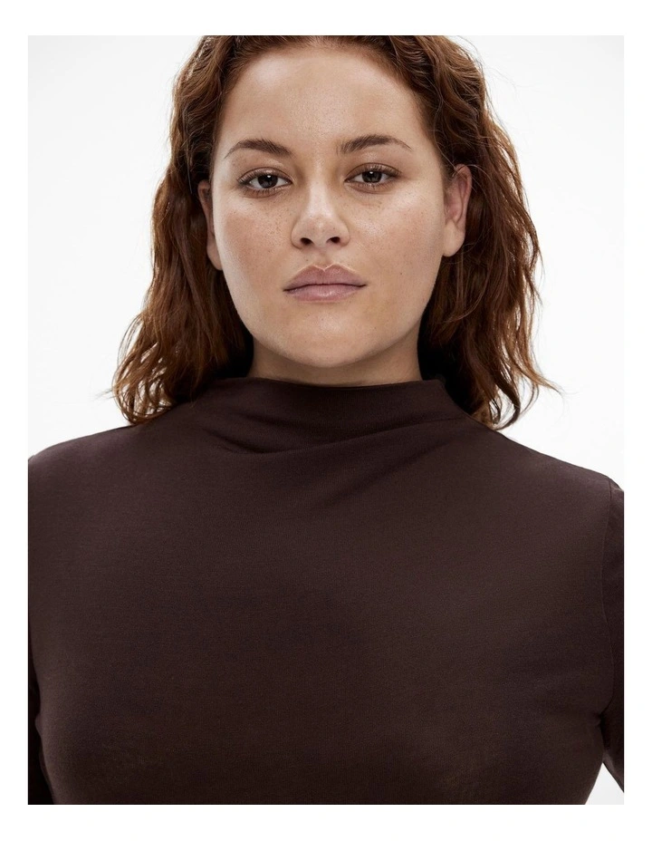 Wool Blend Mock Neck Tee in Bitter Chocolate image 7