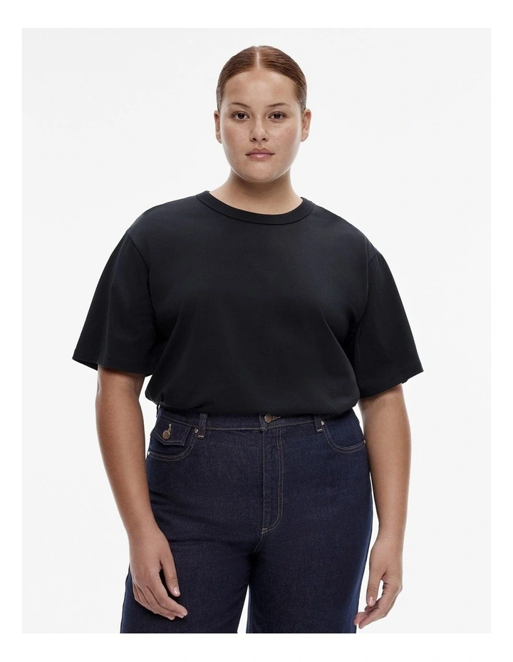 Cotton Boyfriend Tee in Black image 5
