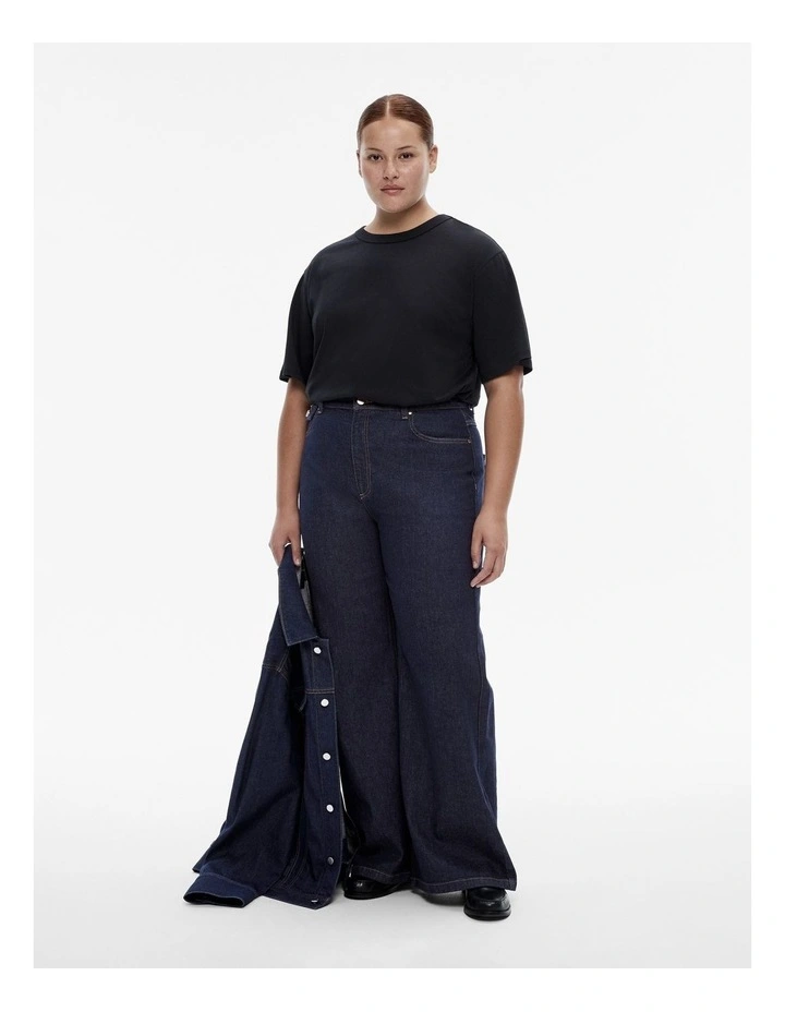 Cotton Boyfriend Tee in Black image 6