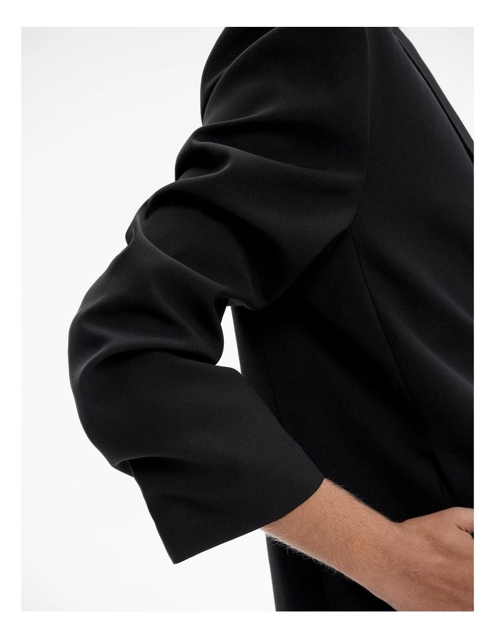 Boxy Single-breasted Blazer in Black image 4
