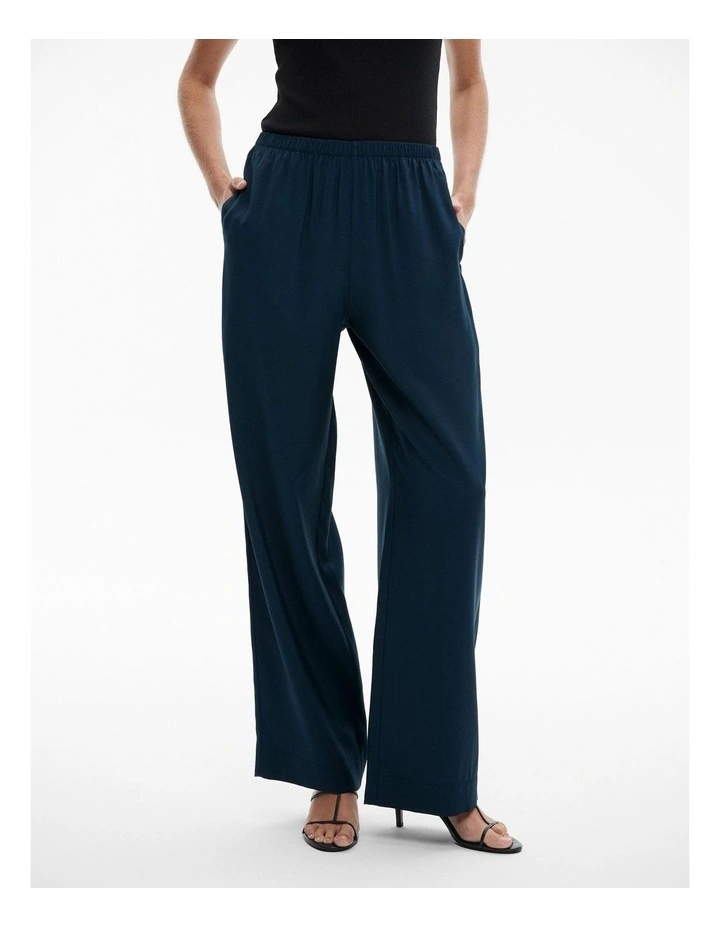 Pull On Pant in Navy image 1