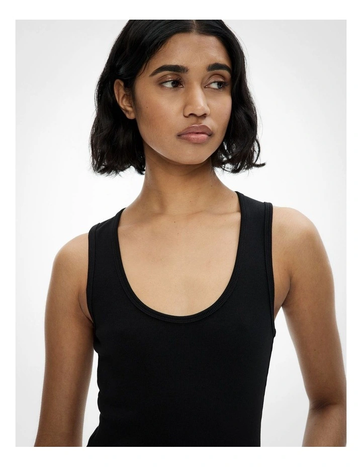 Scoop Rib Tank in Black image 3
