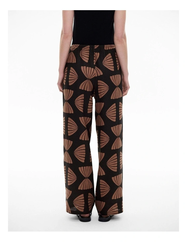 Linen Pull On Pant in Nutmeg Print image 4