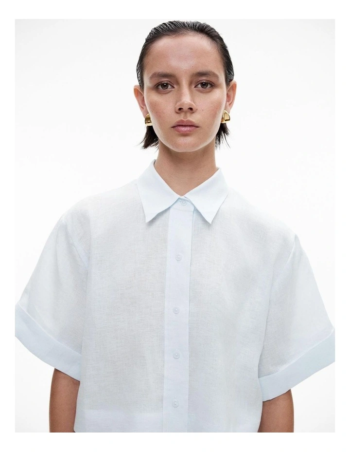 Linen Crop Shirt in Baby Blue image 3