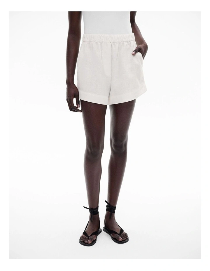 Linen Pull On Short in Fresh White image 1