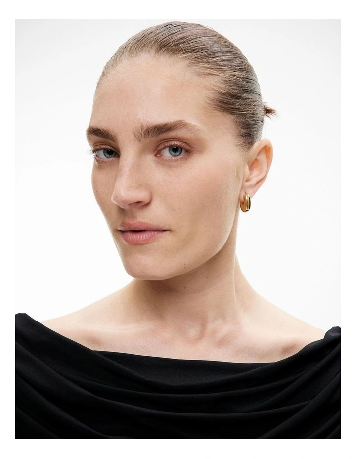 Remi Earring in Gold image 2