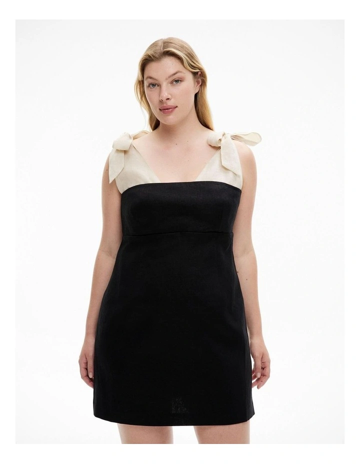 Bow Detail Layered Dress in Black image 6