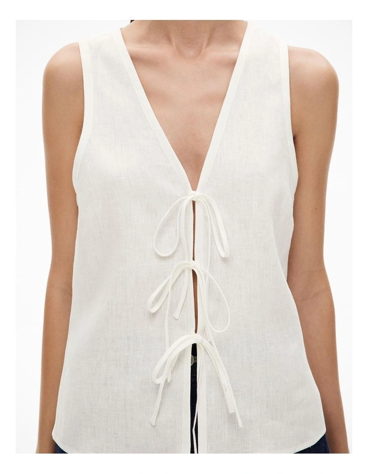 Bow Front Tank in Fresh White image 3