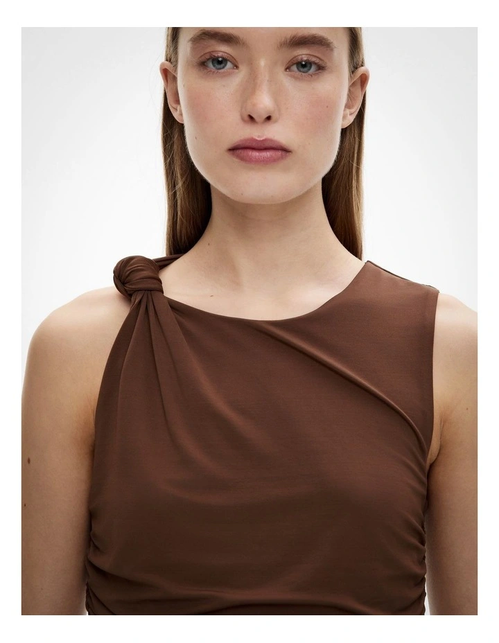 Knot Detail Tank in Reef Brown image 3