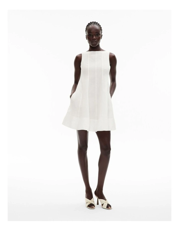 Aspen Heel in Antique White image 2