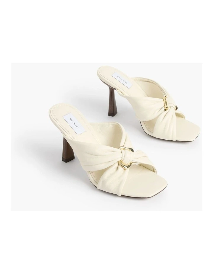 Aspen Heel in Antique White image 3
