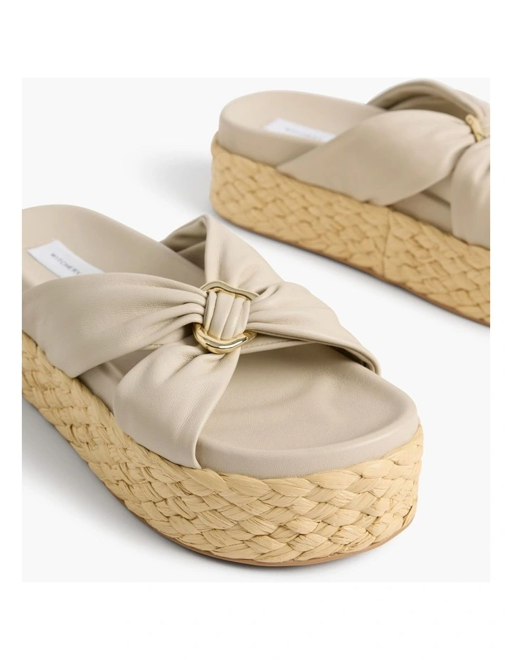 Annie Flatform in Stone image 4