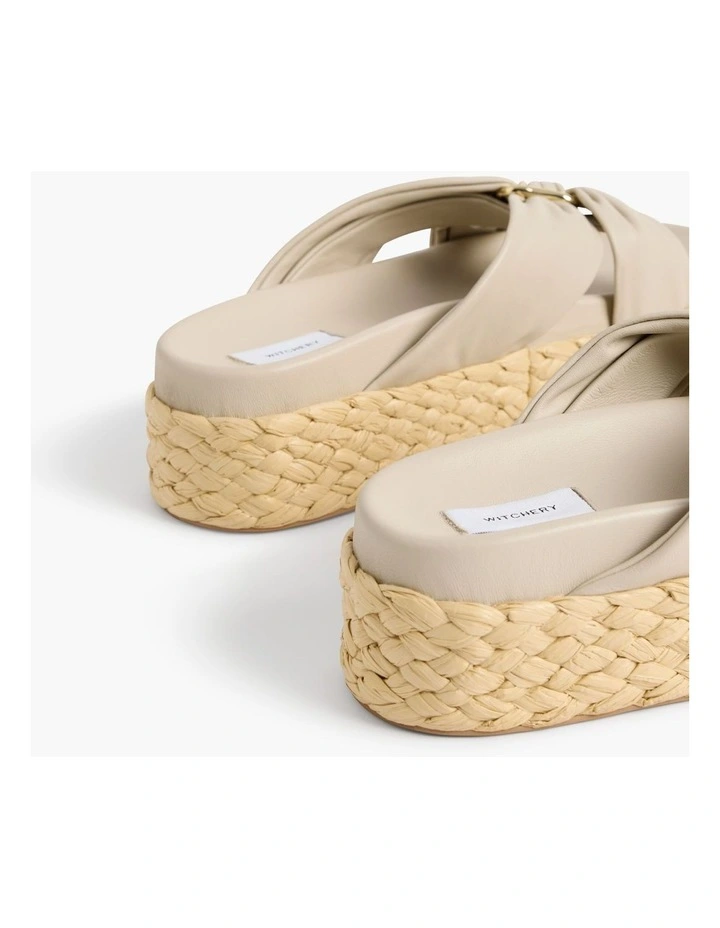 Annie Flatform in Stone image 5