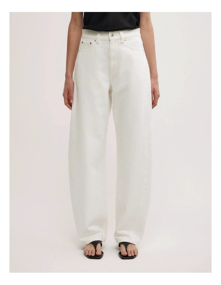 Barrel Leg Jean in Parchment image 2