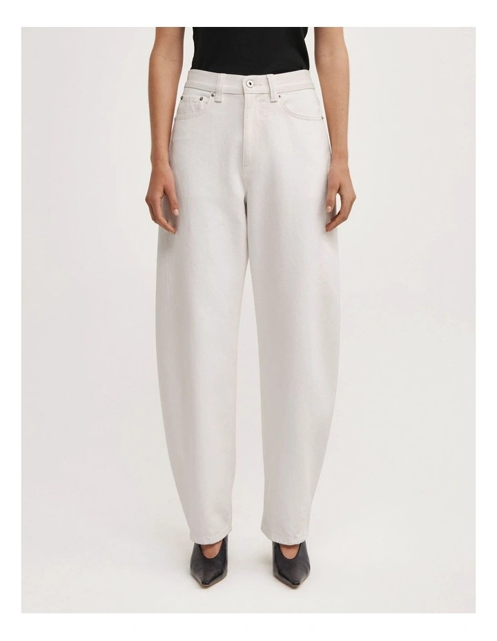 Barrel Leg Jean in Parchment image 2