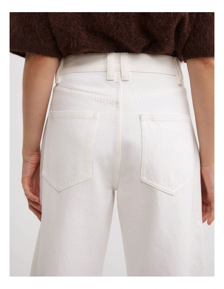 Barrel Leg Jean in Parchment image 5