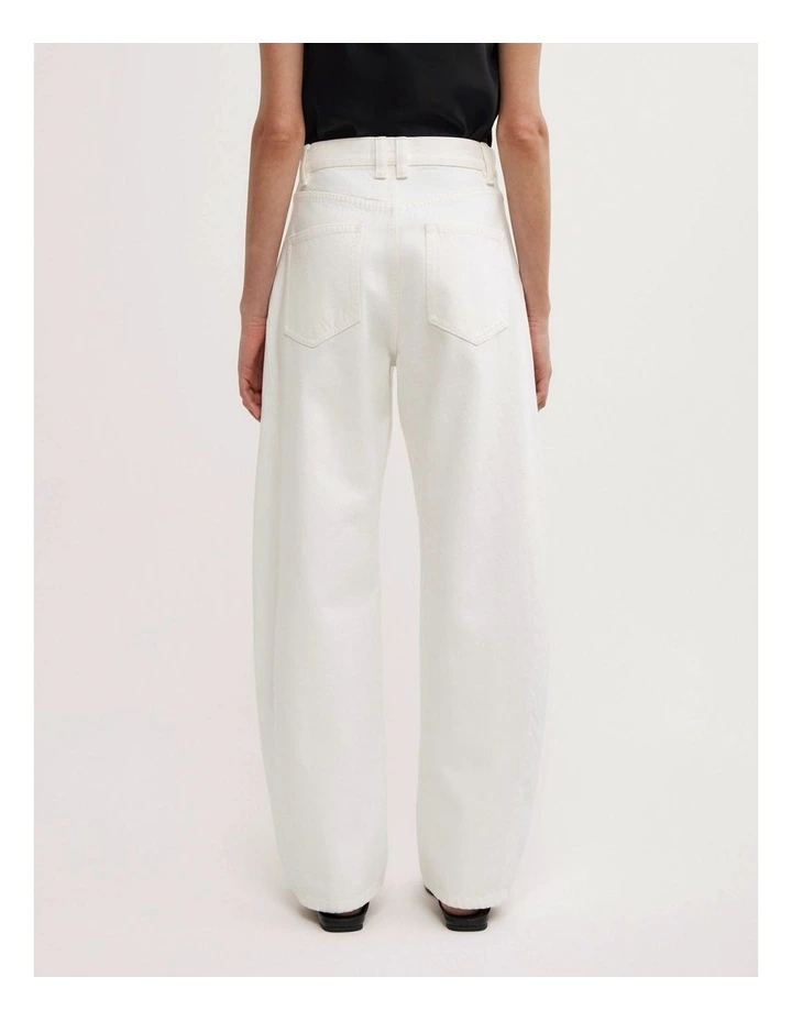 Barrel Leg Jean in Parchment image 5