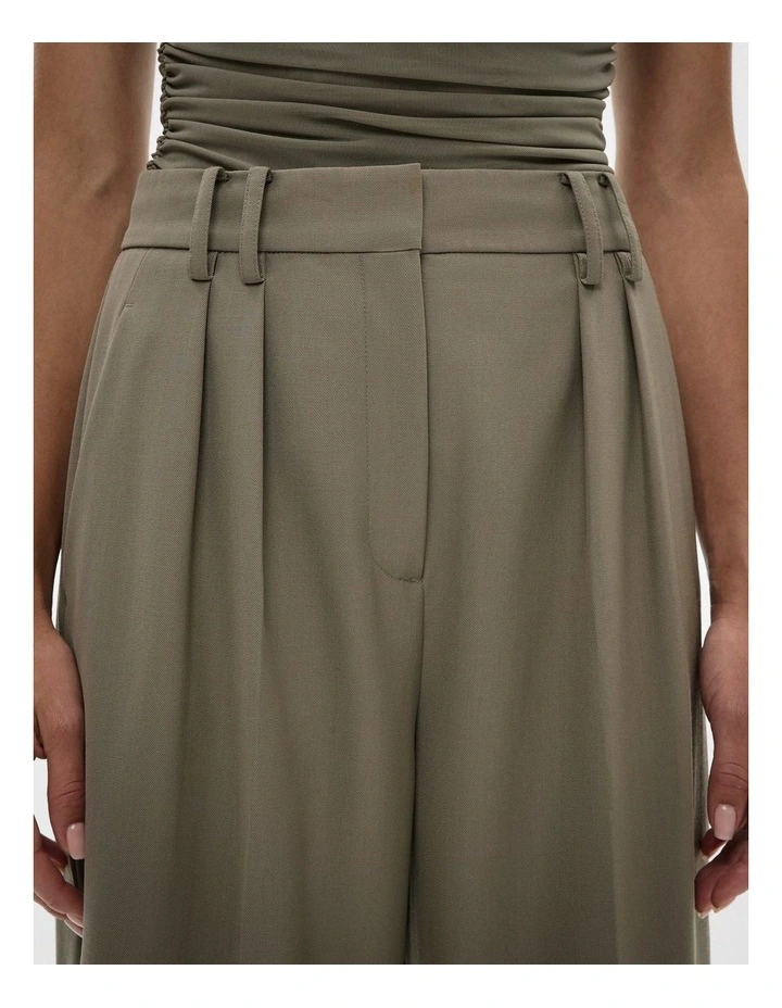 Soft Pleat Pant in Khaki image 3