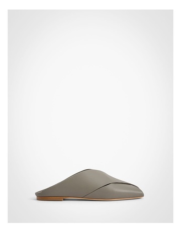 Eden Flats in Khaki