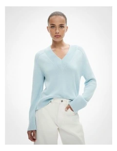 Raglan V Neck Knit Jumper in Glacier