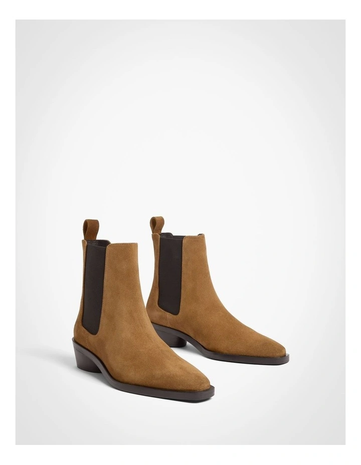 Sutton Boots in Walnut image 3