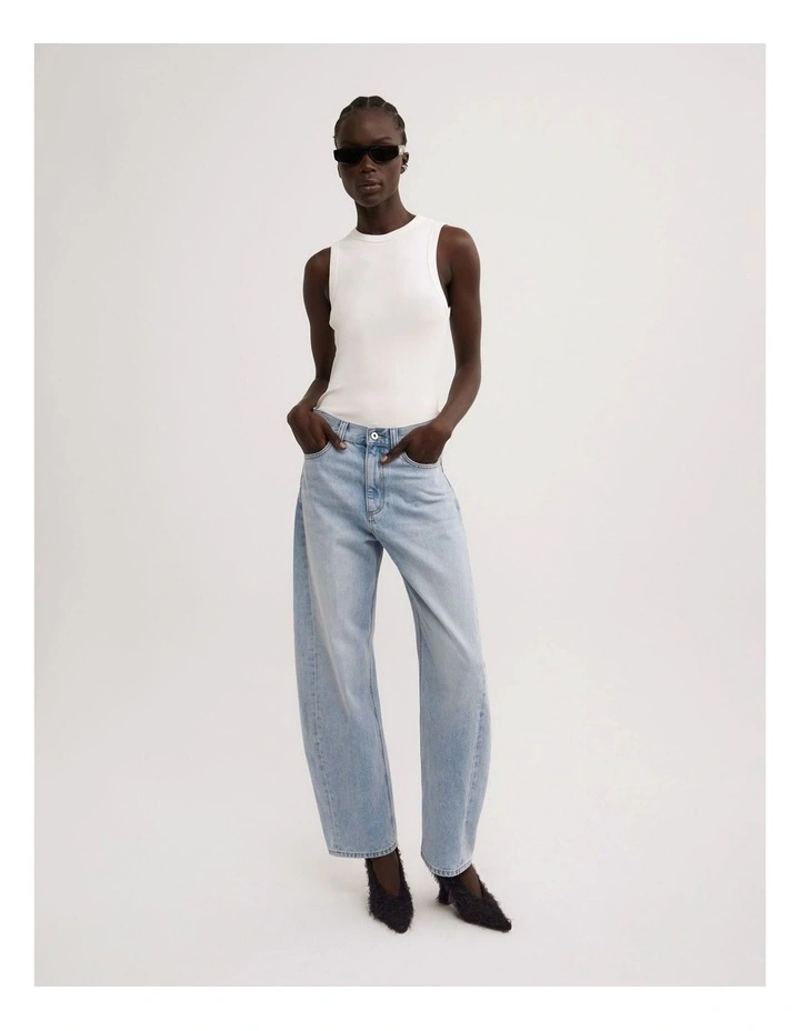 Barrel Leg Jeans in Vintage Wash Denim image 3