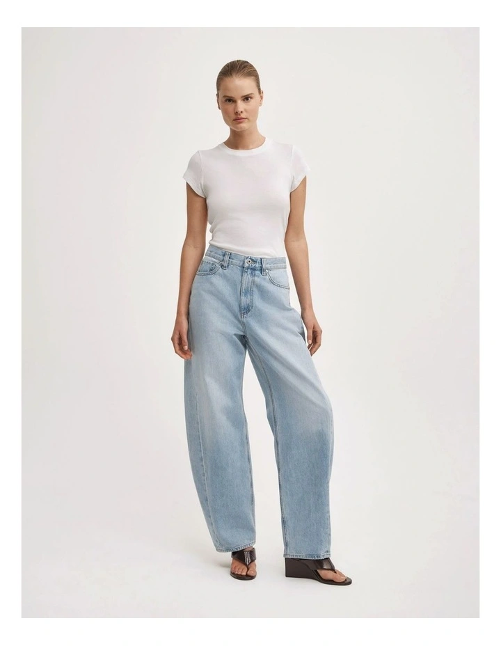 Barrel Leg Jeans in Vintage Wash Denim image 3