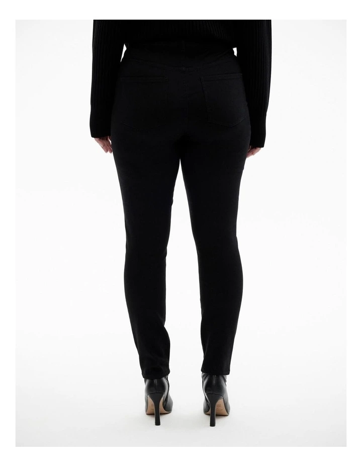 Full Length Skinny Jean in Black image 4