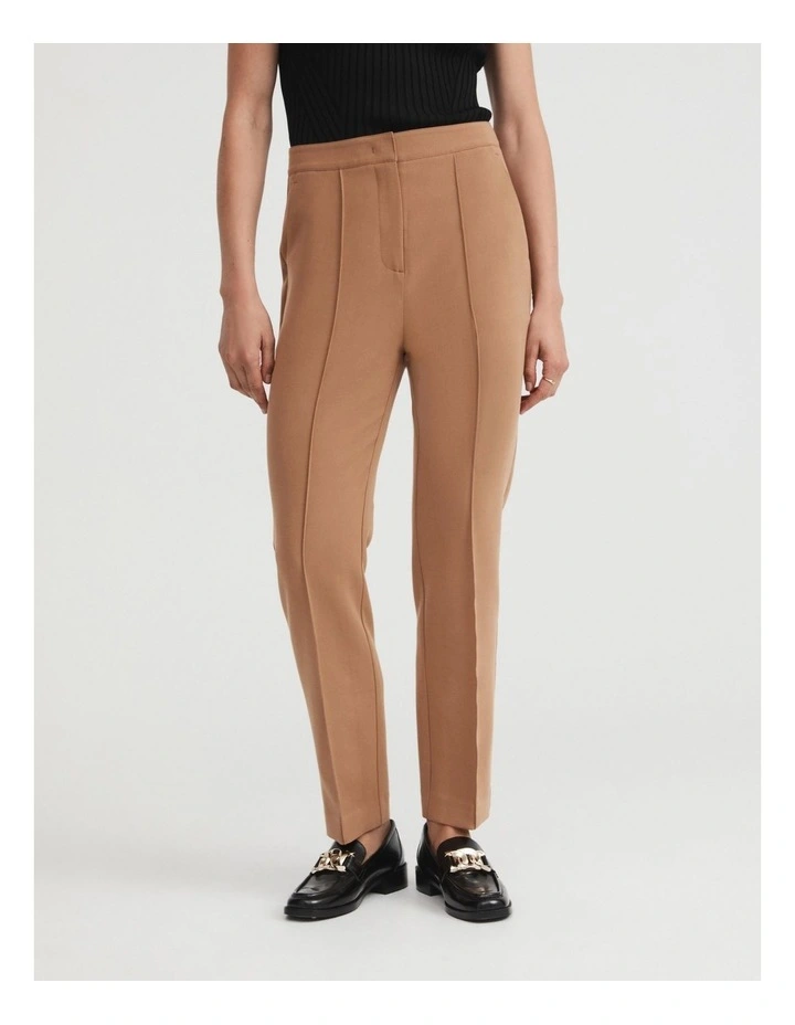Classic Tapered Pant in Camel image 3
