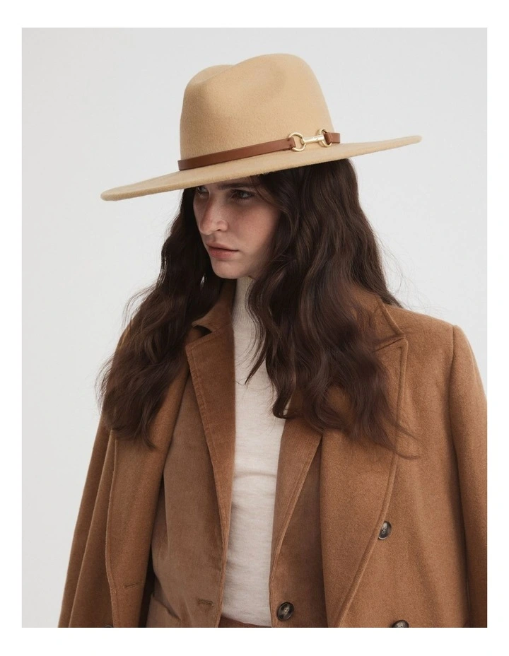 Snaffle Felt Fedora in Camel image 4