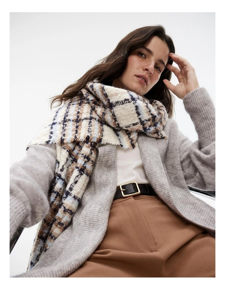Boucle Scarf in Chalk image 2
