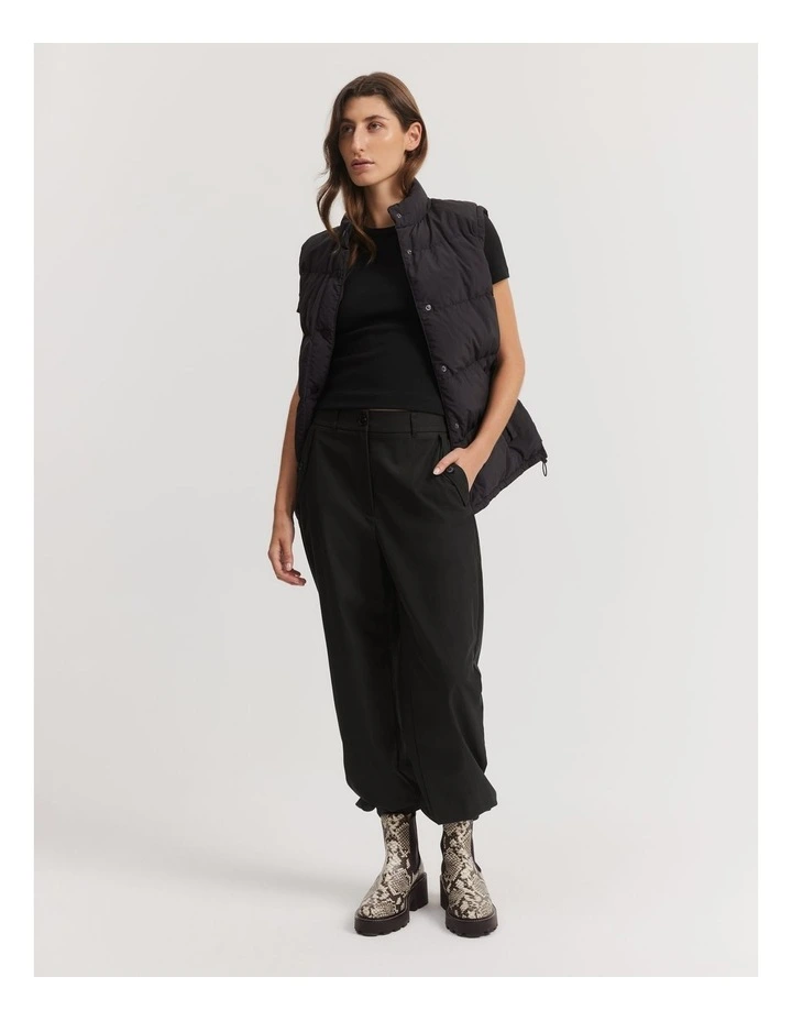 Cotton Crop Fitted T-Shirt in Black image 3