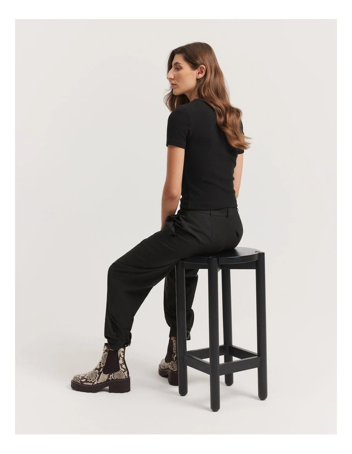 Cotton Crop Fitted T-Shirt in Black image 4