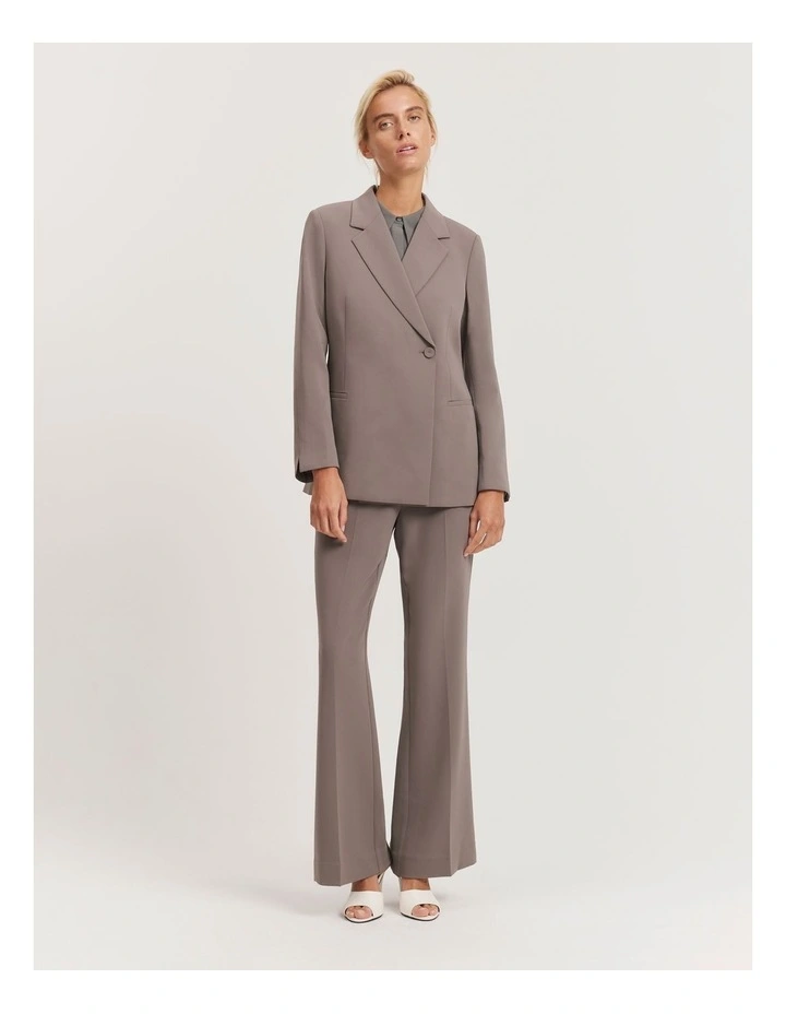 Longline Slim Blazer in Mushroom image 4