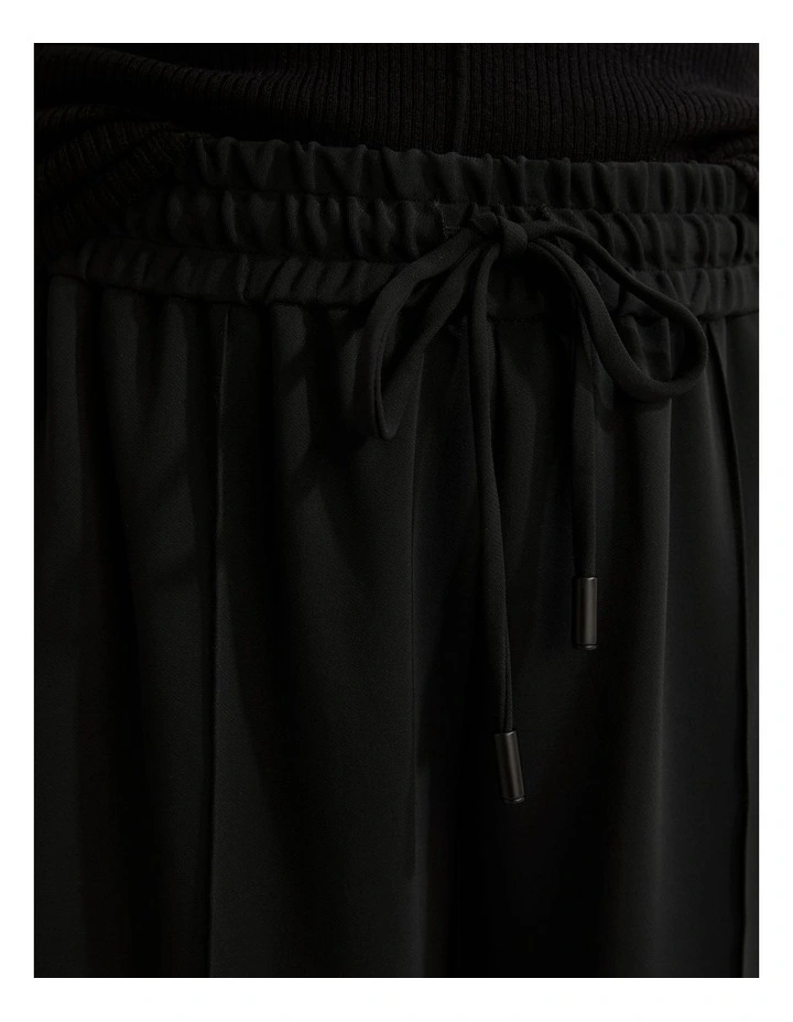 Pull-on Wide Leg Pant in Black image 2