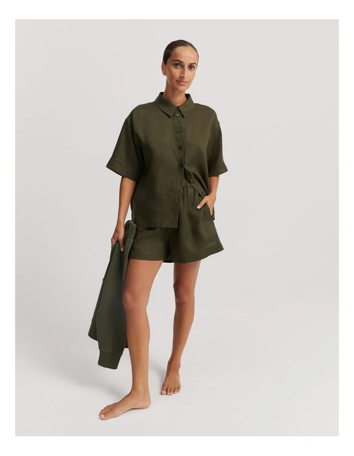 Organically Grown Linen Lounge Set in Dark Olive image 3