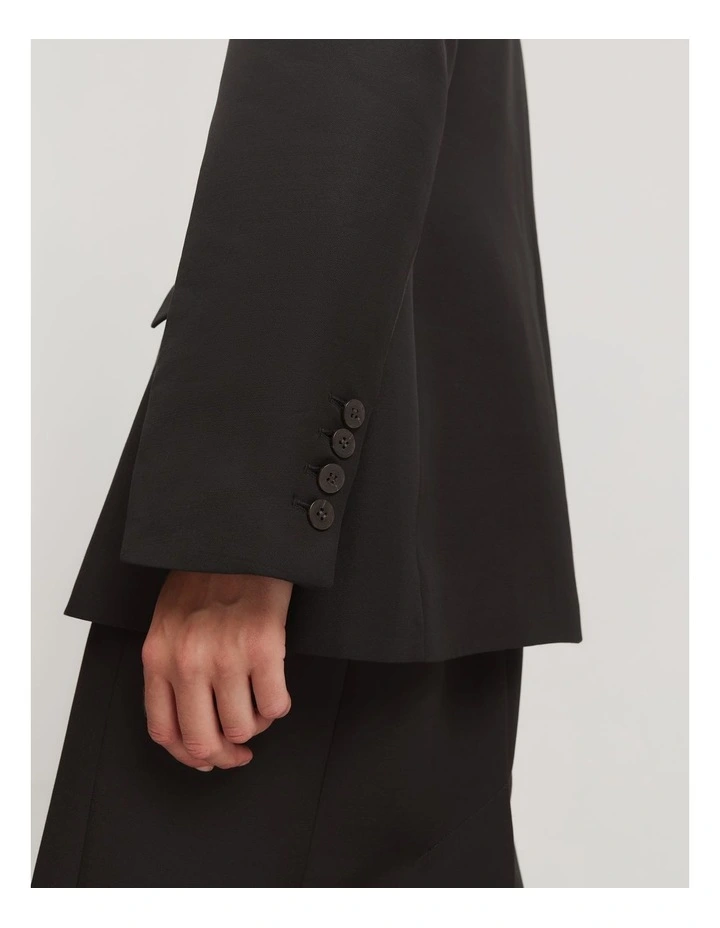 Contour Blazer in Black image 4