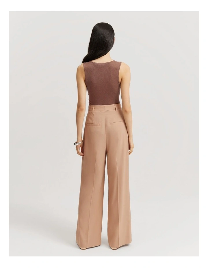 Pleat Wool Pant in Nougat image 4