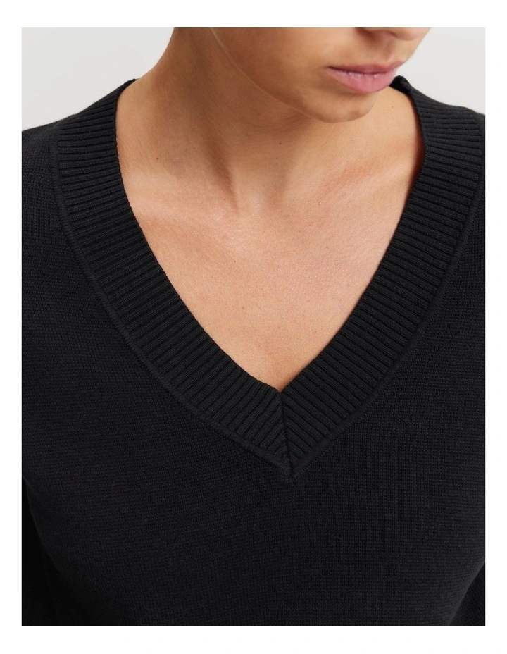 Cotton Linen V-Neck Knit in Black image 2
