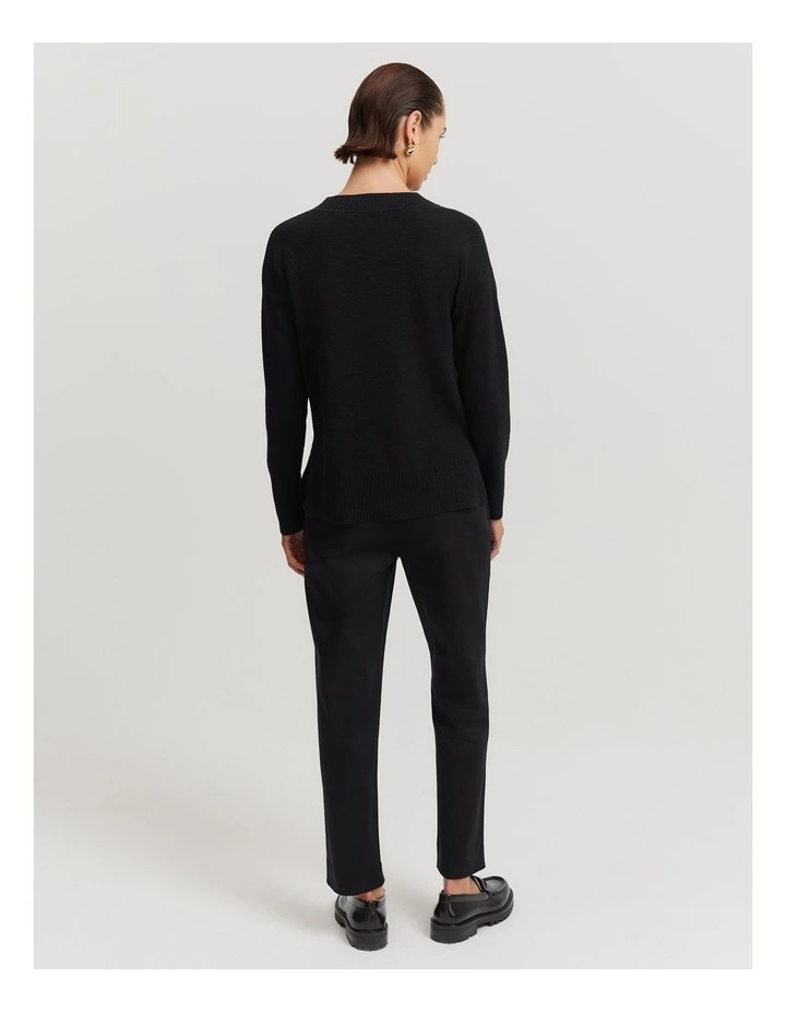 Cotton Linen V-Neck Knit in Black image 4