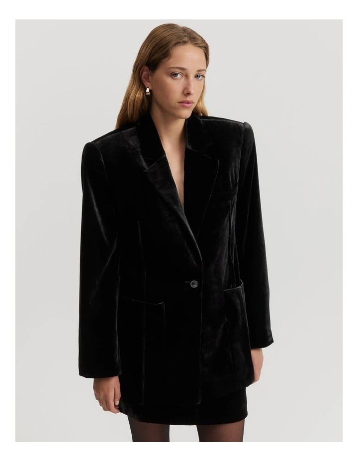 Velvet Single-Breasted Blazer in Black image 2