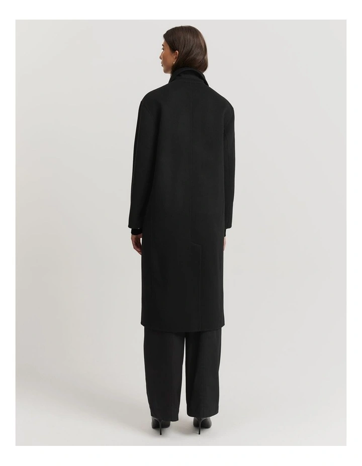 Double-breasted Soft Coat in Black image 4