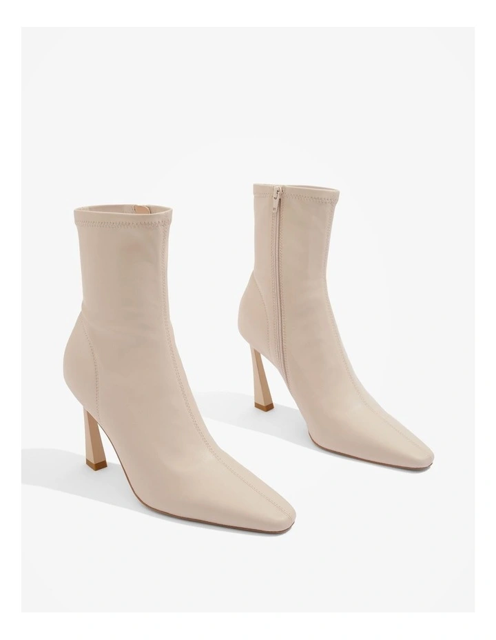 Maisie Boot in Natural image 3